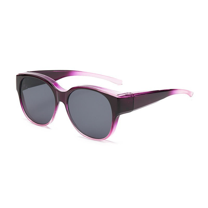 Tortoiseshell sunglasses are specially designed for driving to prevent polarition and protect women from the sun
