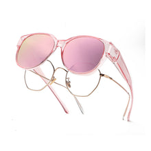 Load image into Gallery viewer, Tortoiseshell sunglasses are specially designed for driving to prevent polarition and protect women from the sun
