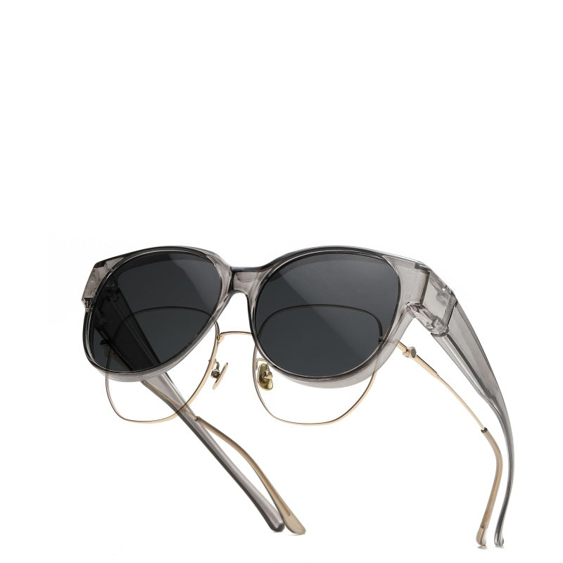 Tortoiseshell sunglasses are specially designed for driving to prevent polarition and protect women from the sun