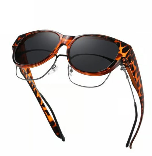 Tortoiseshell sunglasses are specially designed for driving to prevent polarition and protect women from the sun